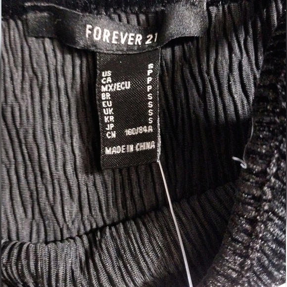 NWT Forever 21 ribbed black velvet bodysuit - Picture 8 of 10